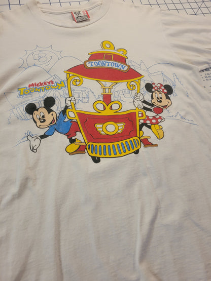 Vintage 90's Disney Toontown Tee - L